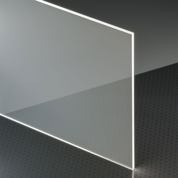 Plexiglas LED (3050x2050x8mm) 0E012 XL super laidus šviesai