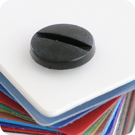 Plastmasiniai varžtai knygoms, d-5mm, ilgis 10mm (juodi)
