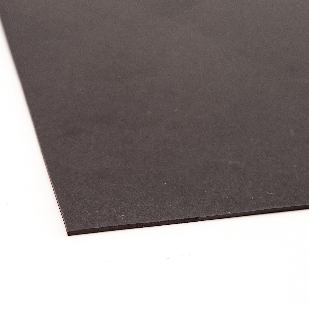 Magnetinė plėvelė (0,75 x 1000 mm) Ritinys 20m, juoda